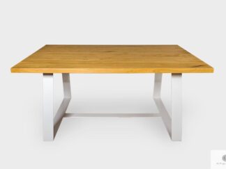 Nowoczesny stół z dębowego drewna litego do jadalni MERE
