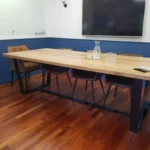 stół MERE ze zwężaną podstawą - realizacja