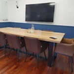 stół MERE ze zwężaną podstawą - realizacja