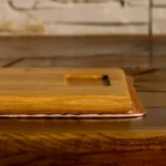 Dębowa deska kuchenna z pojemnikiem