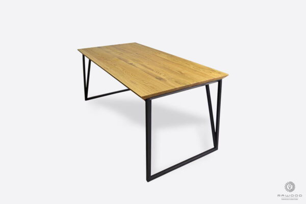 Stół z dębowego drewna na metalowych nogach do jadaln ARES