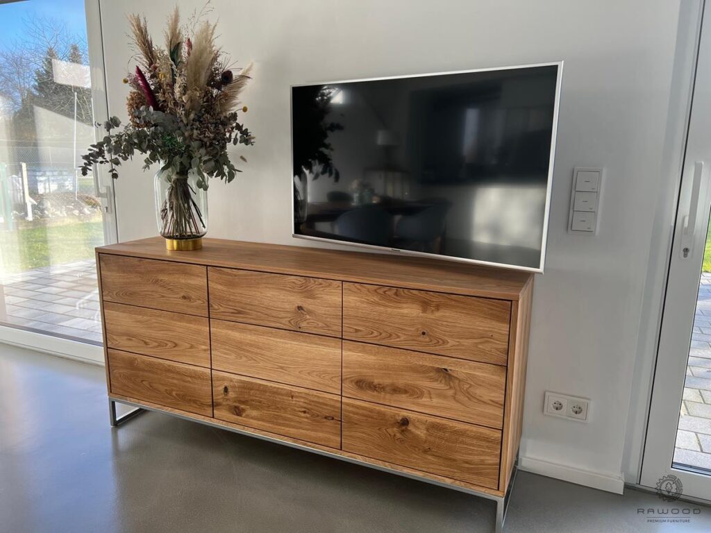 Dębowa komoda z szafkami z drewna litego i metalu MERIS I, dostosowana do Klienta: dąb - olej jedwabisty połysk, stal - kolor chrom, wymiary: S 200 x Gł. 45 x W 85 cm, 9 szuflad otwieranych dotykowo TIP-ON