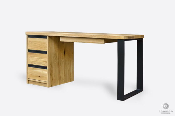 Biurko drewniane gabinetowe z szufladami pomysł na biurko do gabinetu