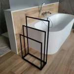 Metalowy wieszak na ręczniki do łazienki - realizacja