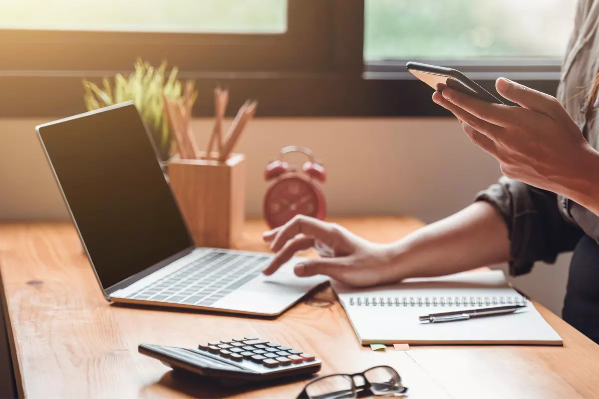 Meble dębowe do gabinetu mocne strony i propozycja aranżacji meble z litego drewna dębowego na wymiar zamówienie warszawa