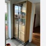 Witryna dębowa ze szklanym frontem MERIS III - realizacja