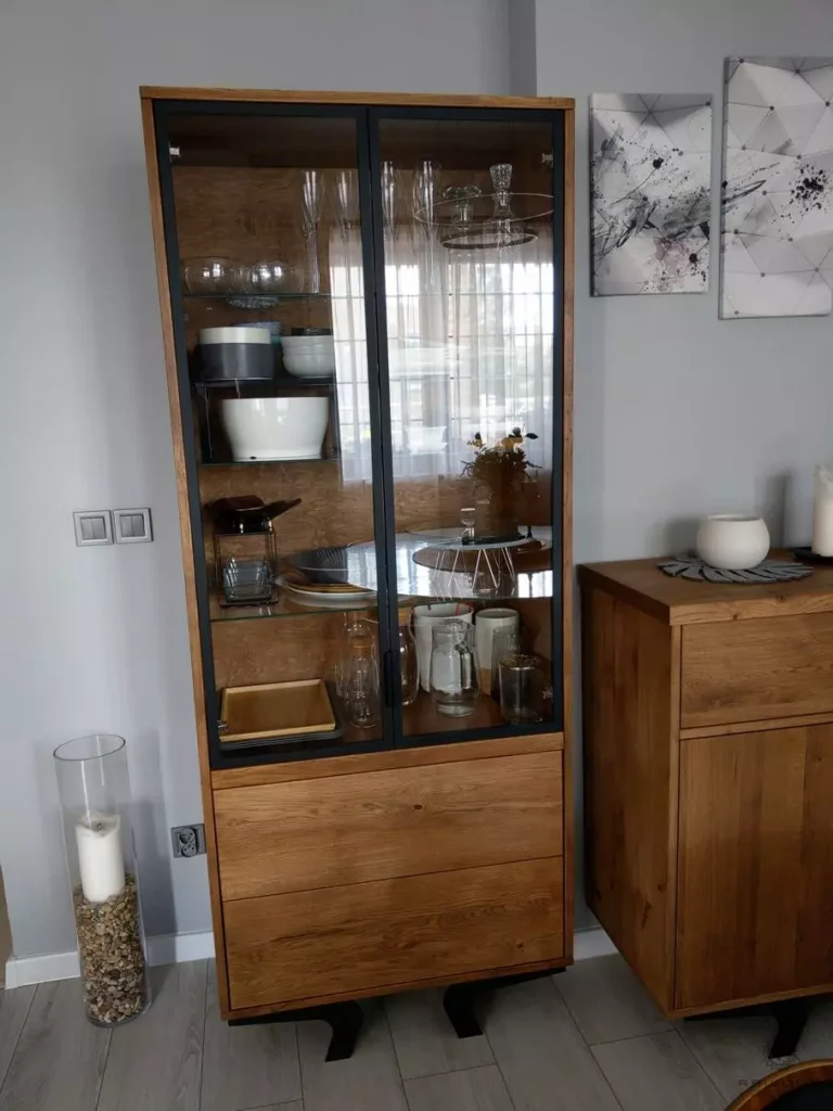 nowoczesna dębowa witryna do salonu VITA